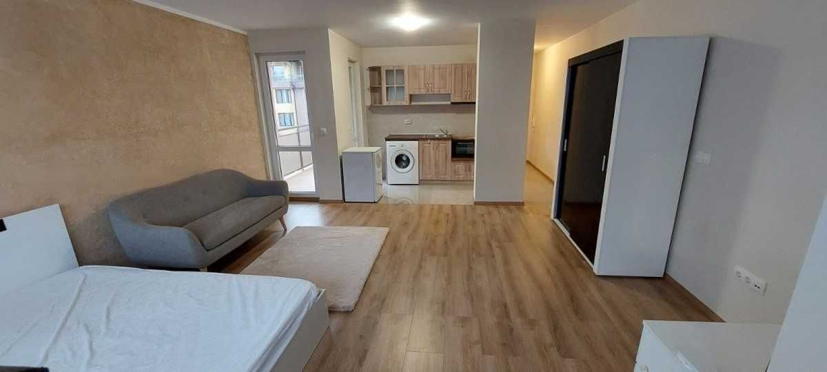 Дава се под наем Едностаен апартамент в София, Витоша - 50 кв.м за 440 € - Снимка #1