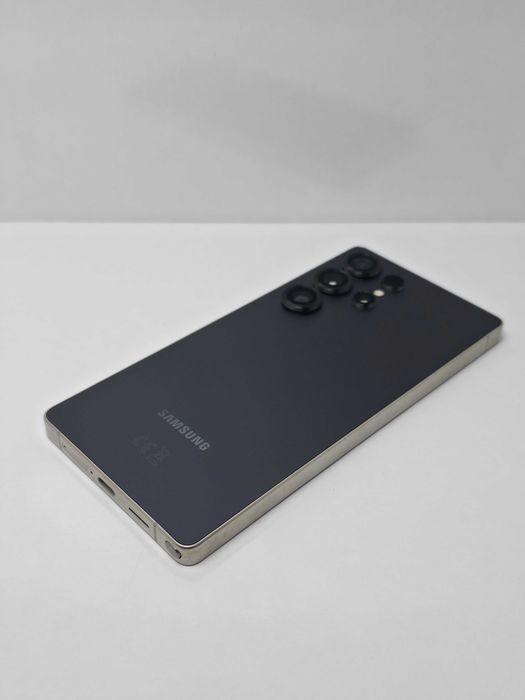 Samsung S25 Ultra 256GB Titanium Black•Гаранция