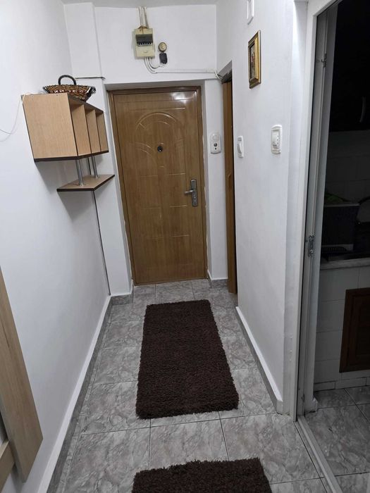 Inchiriez apartament in Centru cu 2 camere complet mobilat