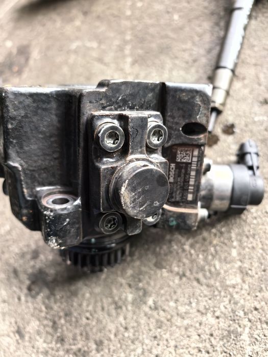 Дюза/Дюзи/помпа/ГНП/рейл за Nissan Xtrail, Qashqai 1.6dci