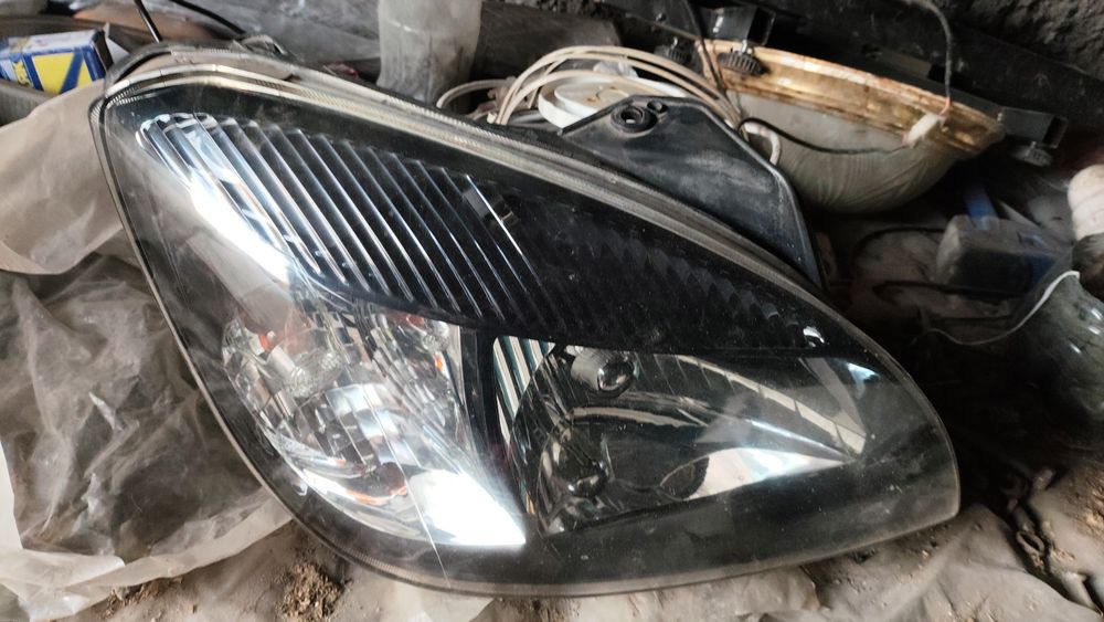 Фара правая Киа Рио 2