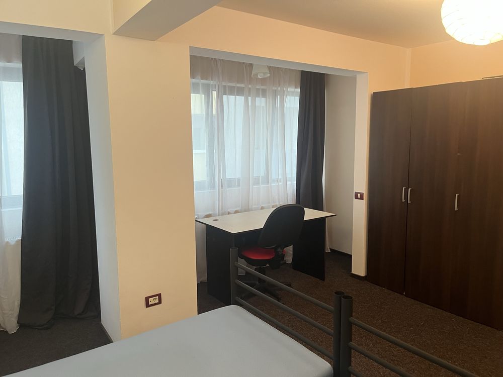Ap 2 camere langa metrou+parcare