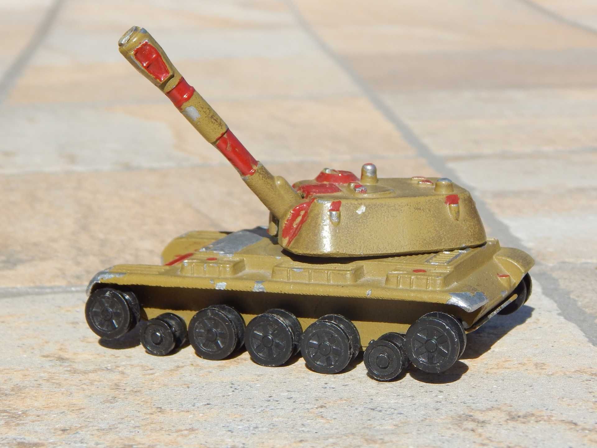 Macheta tanc artilerie obuzier autopropulsat 2S1 Gvozdika URSS 1:72