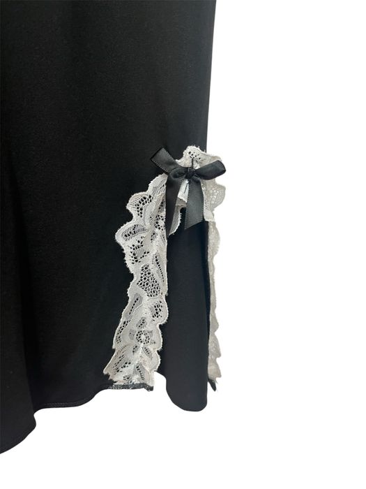 Rochie de noapte neagră M, cu dantelă albă – nouă, nepurtată