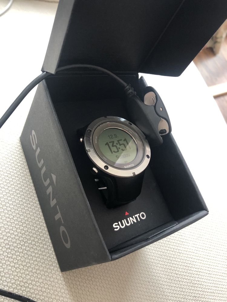 Смарт часовник Suunto Ambit3 Peak Sapphire