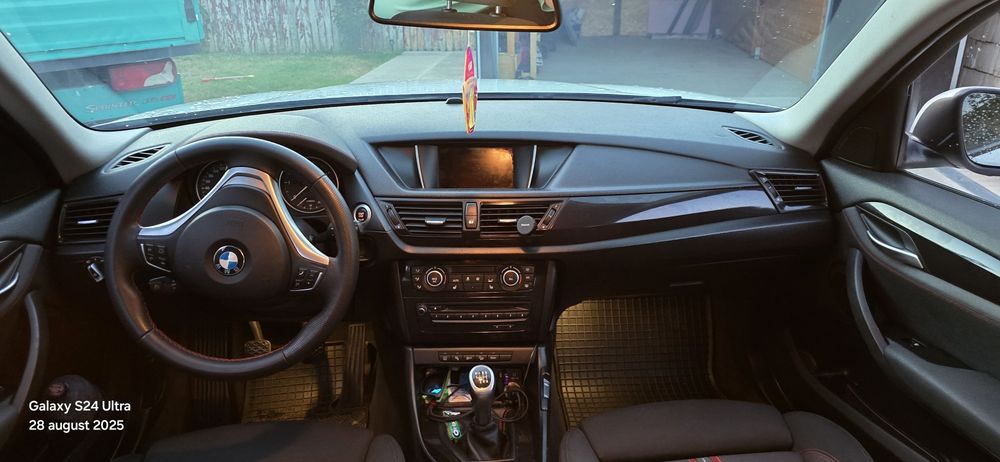 Vând bmw x1   xdrive 2014