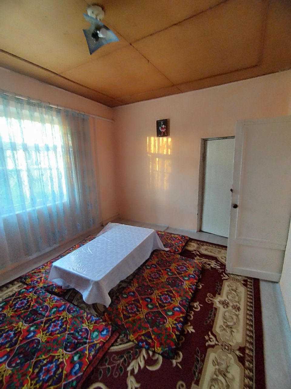 Продам дом 18 суток Янгибазар центр.