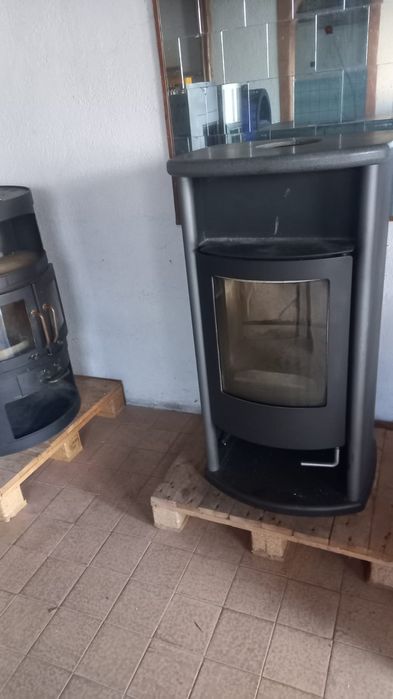 Șeminee sobe de căldură pe lemne