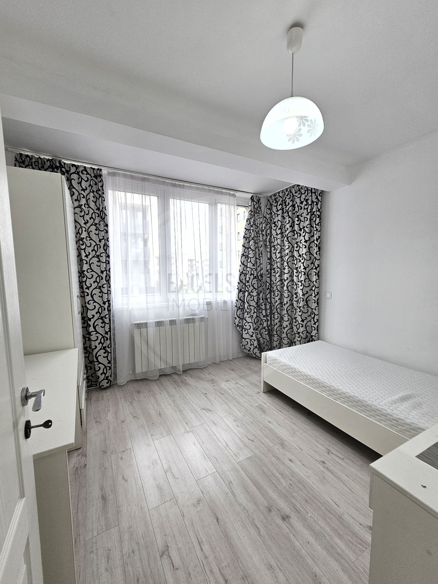 Apartament de inchiriat, Andrei Muresanu Sud si garaj subteran