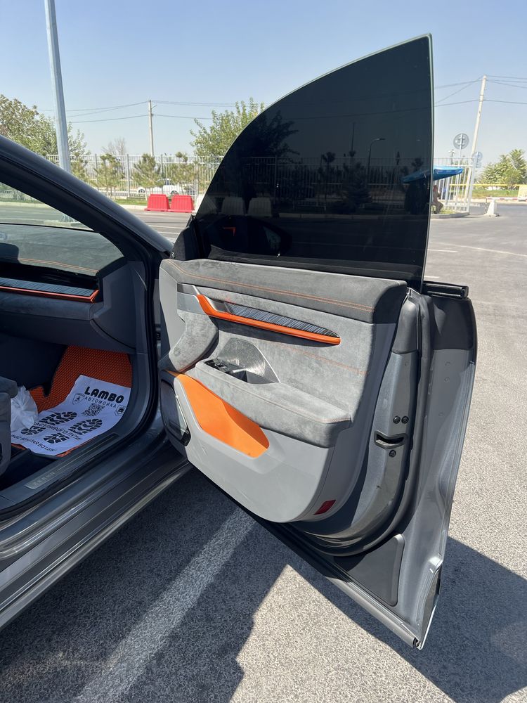 Zeekr 001 Z sport full
