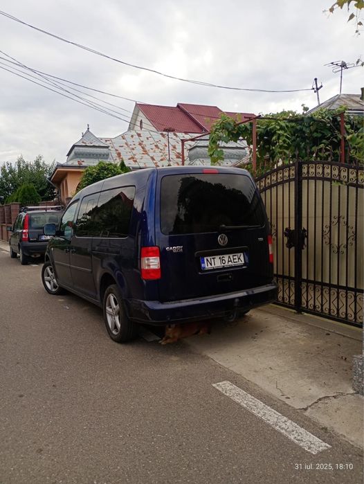 Volkswagen Caddy Maxi 7 locuri