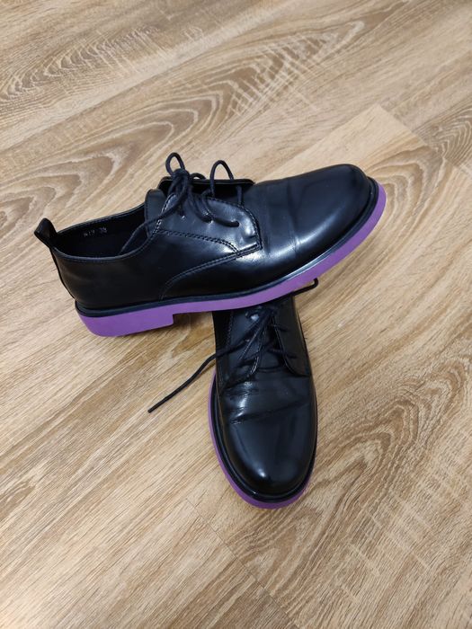 Vând pantofi de damă