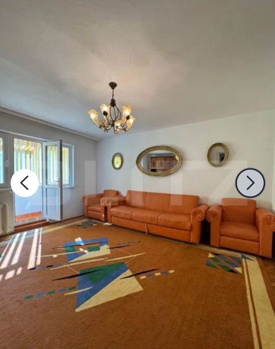 Închiriez apartament decomandat cu 4 camere în George Enescu