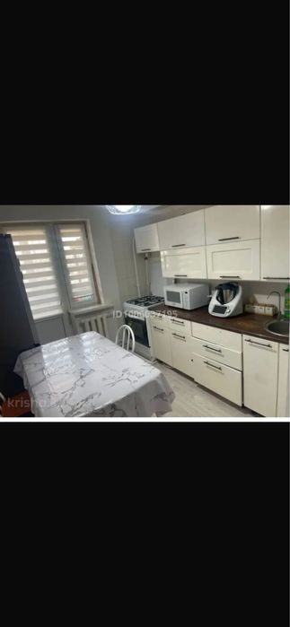 Продам кухонный гарнитур б/у 20.000