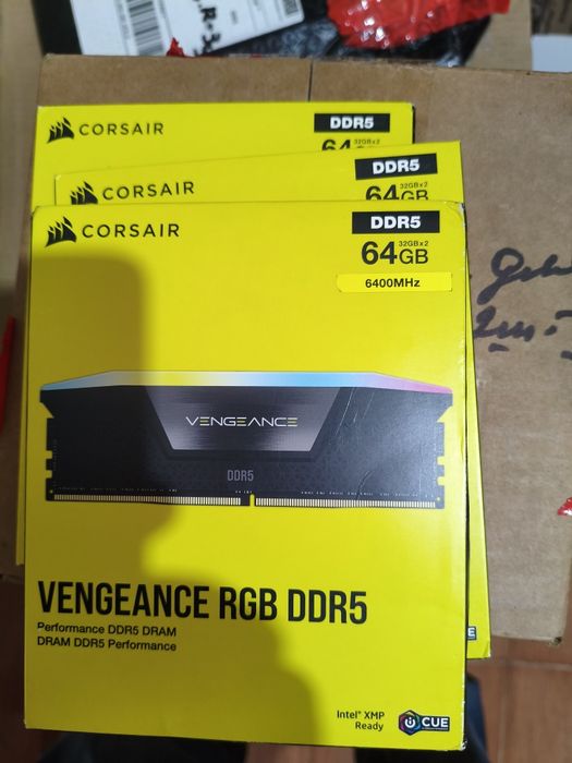 CORSAIR - VENGEANCE 64gb 6400mhz