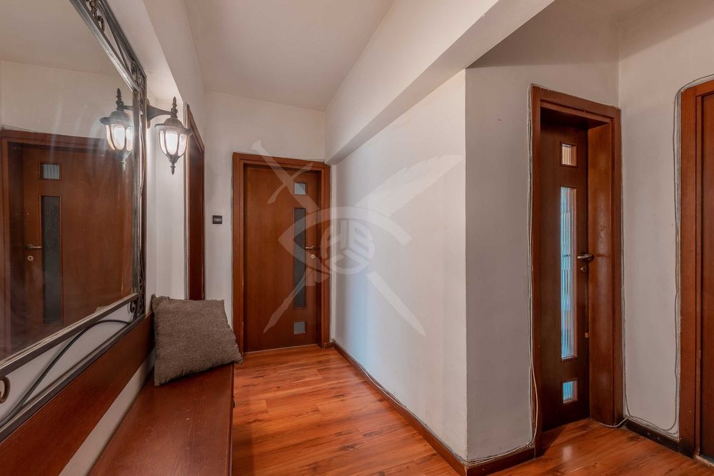 Продава се Четиристаен апартамент в София, Център - 105 кв.м за 2372 €/кв.м - Снимка #7