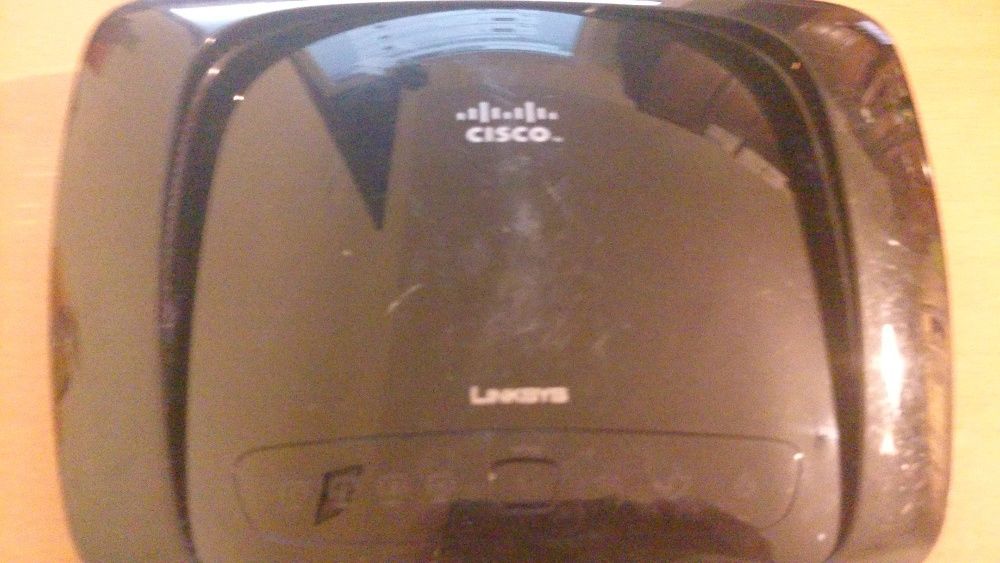 Router wireless Linksys WRT320N