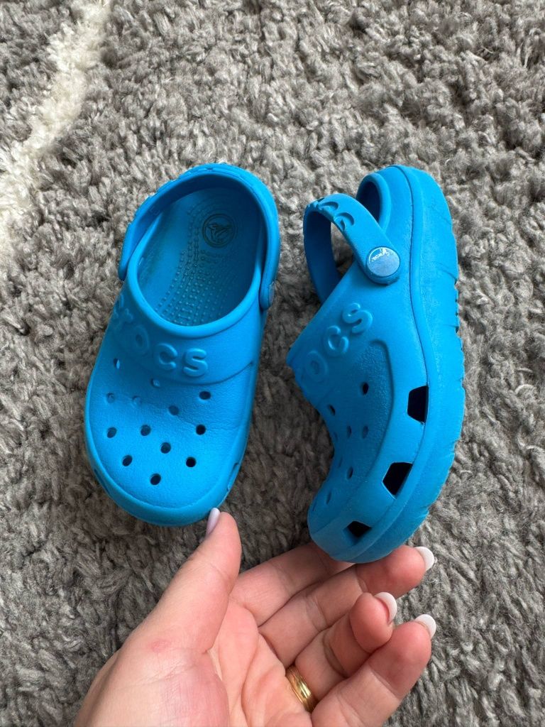 Slapi Crocs marimea C10 27/28