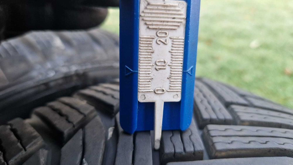 Anvelope iarna 195 65 R 15 Michelin/Hankook