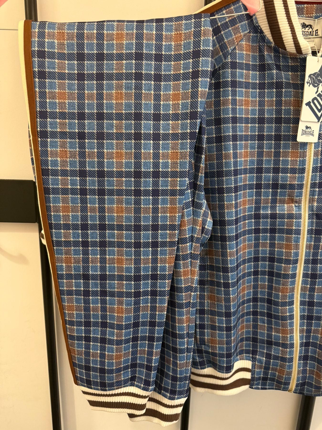Lonsdale Edgware М чисто нов