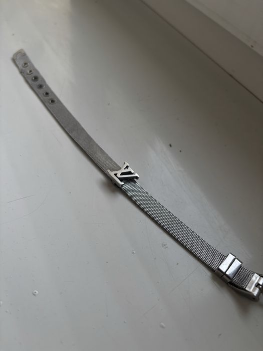 Bratara LV nou nouta