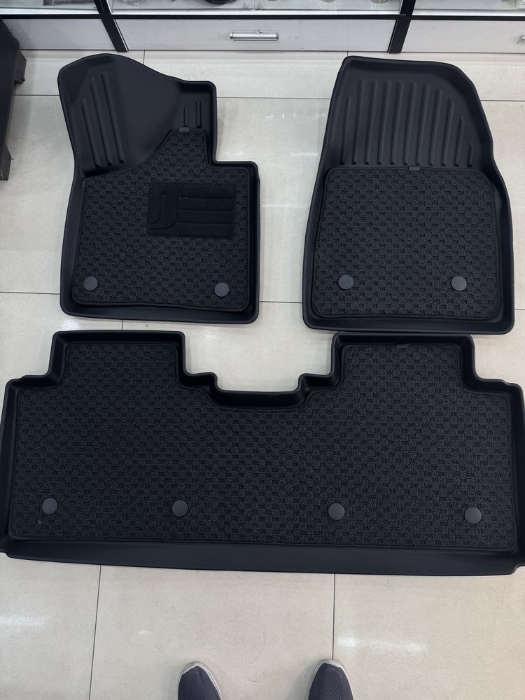 Leapmotor c 10 TPE полик