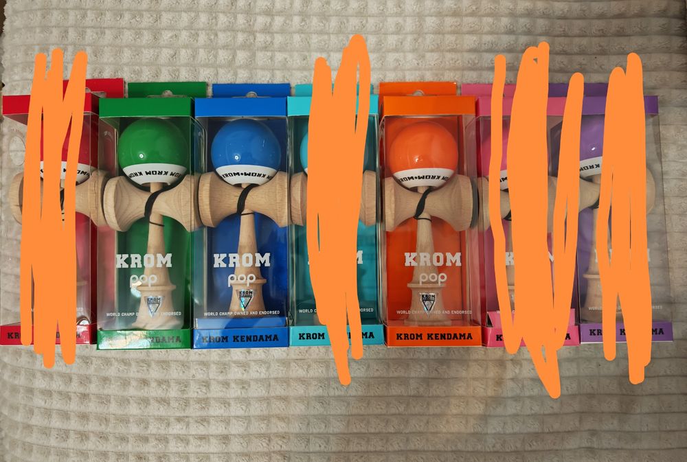 Kendama krom pop lol  . Preț fix