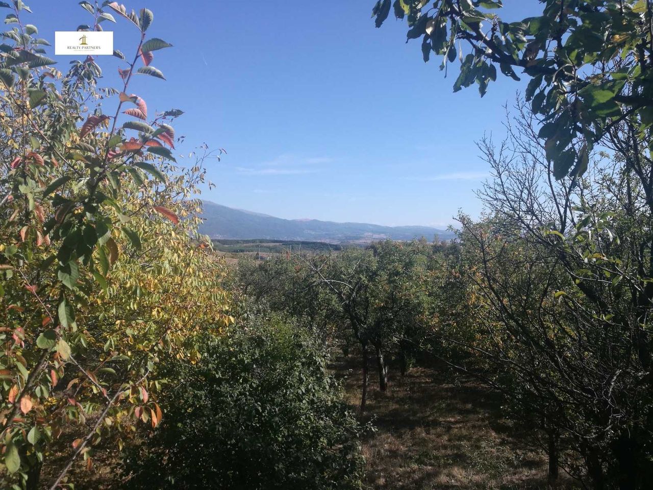 Продава се Парцел в с. Люлин, Област Перник - 3960 кв.м за 32 €/кв.м - Снимка #6