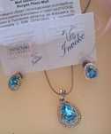 Swarovski kомплект обици и колие