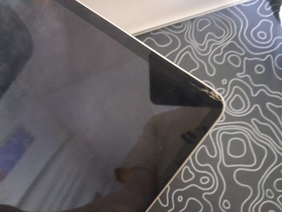 Продам ipad pro (11дюймовый, 4-го поколения)-128гб