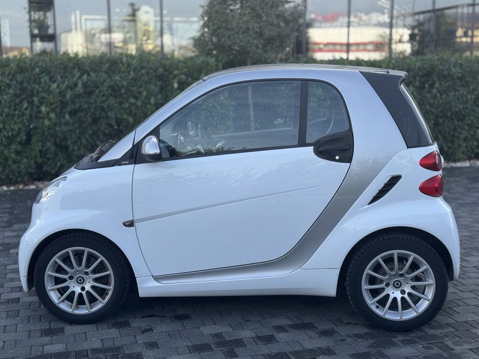 Smart Fortwo 10.2011 diesel/automat