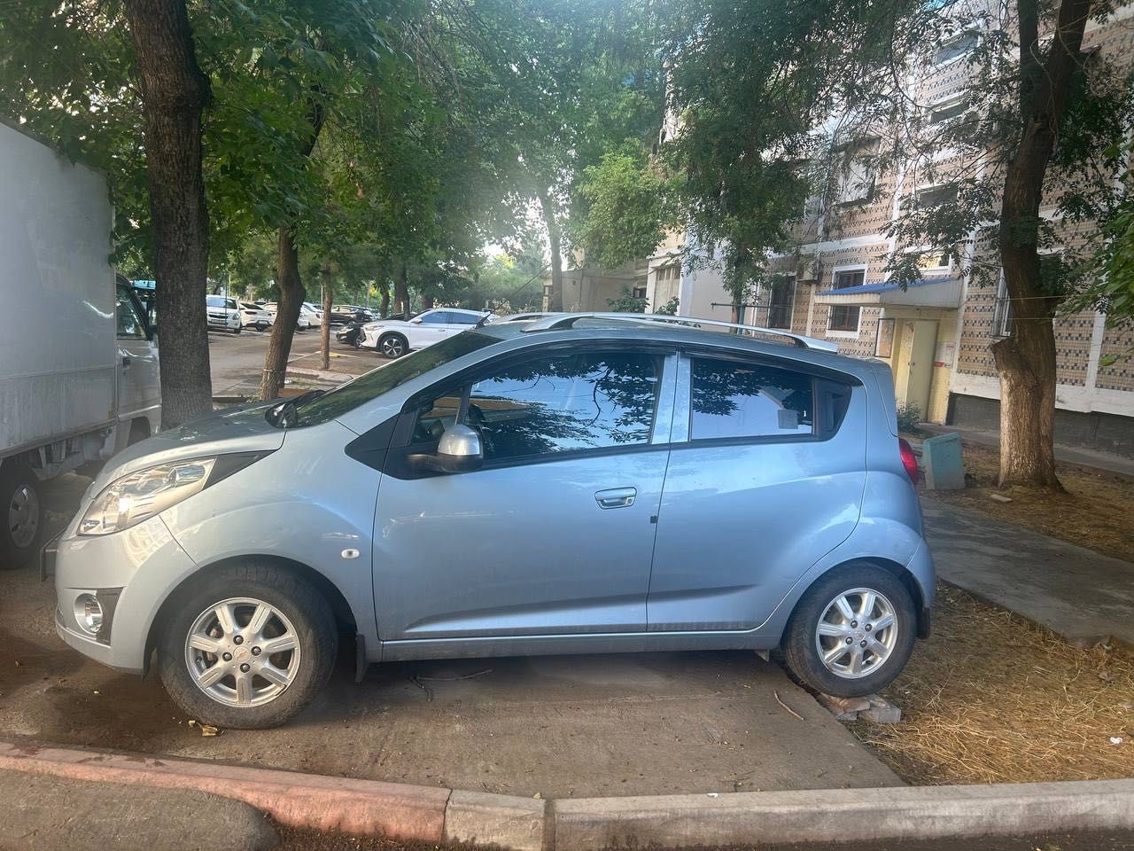 2015 spark 49500 km 100% garantiya