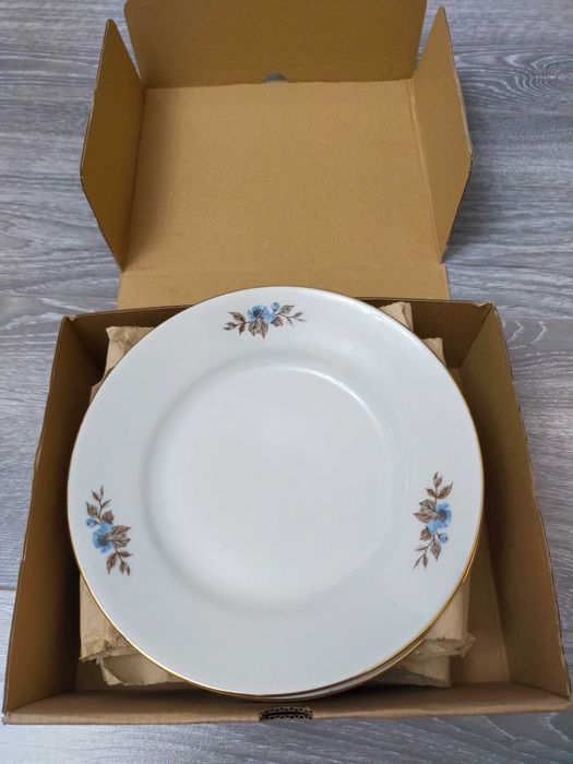 Set farfurii, fir auriu Noi