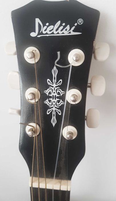 Chitară acustică Dielisi