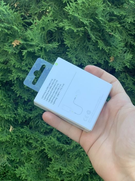 Vând încărcător Cablu iPhone Apple original de 1 metru