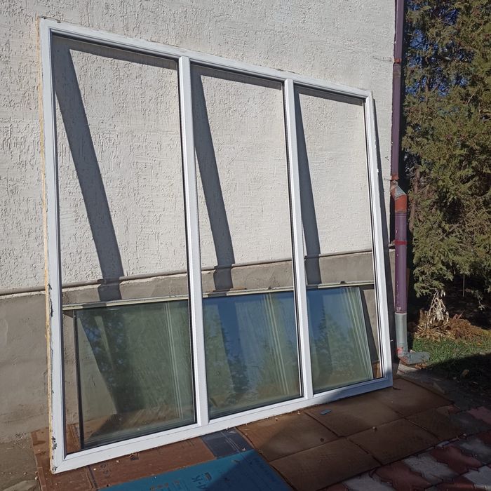 Продам витражное окно