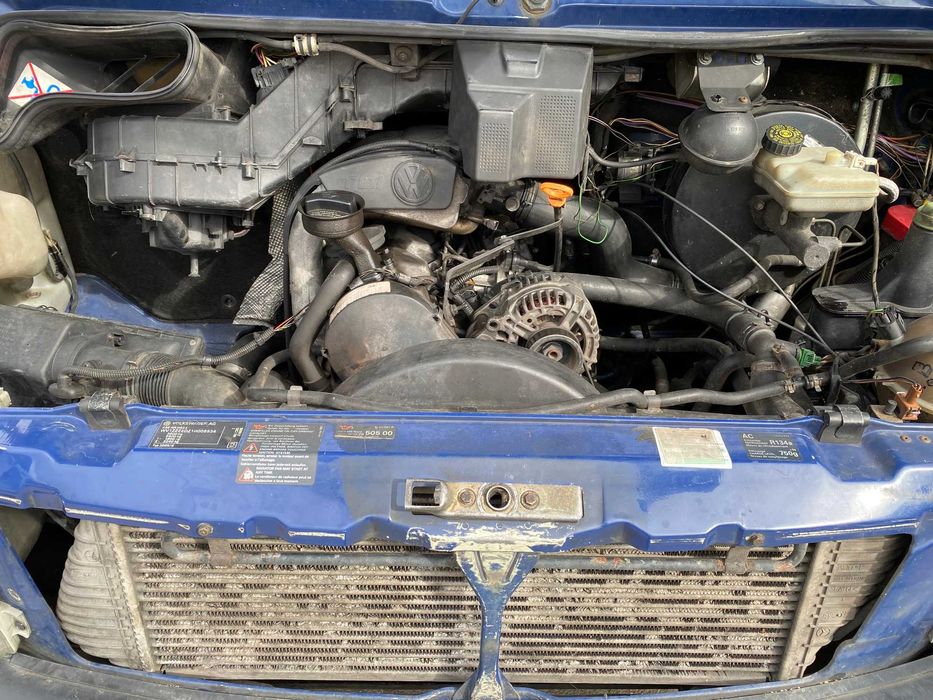 Dezmembrez Volkswagen LT 35 2.5 TDI 109 cp tip ANJ punte simpla 2006