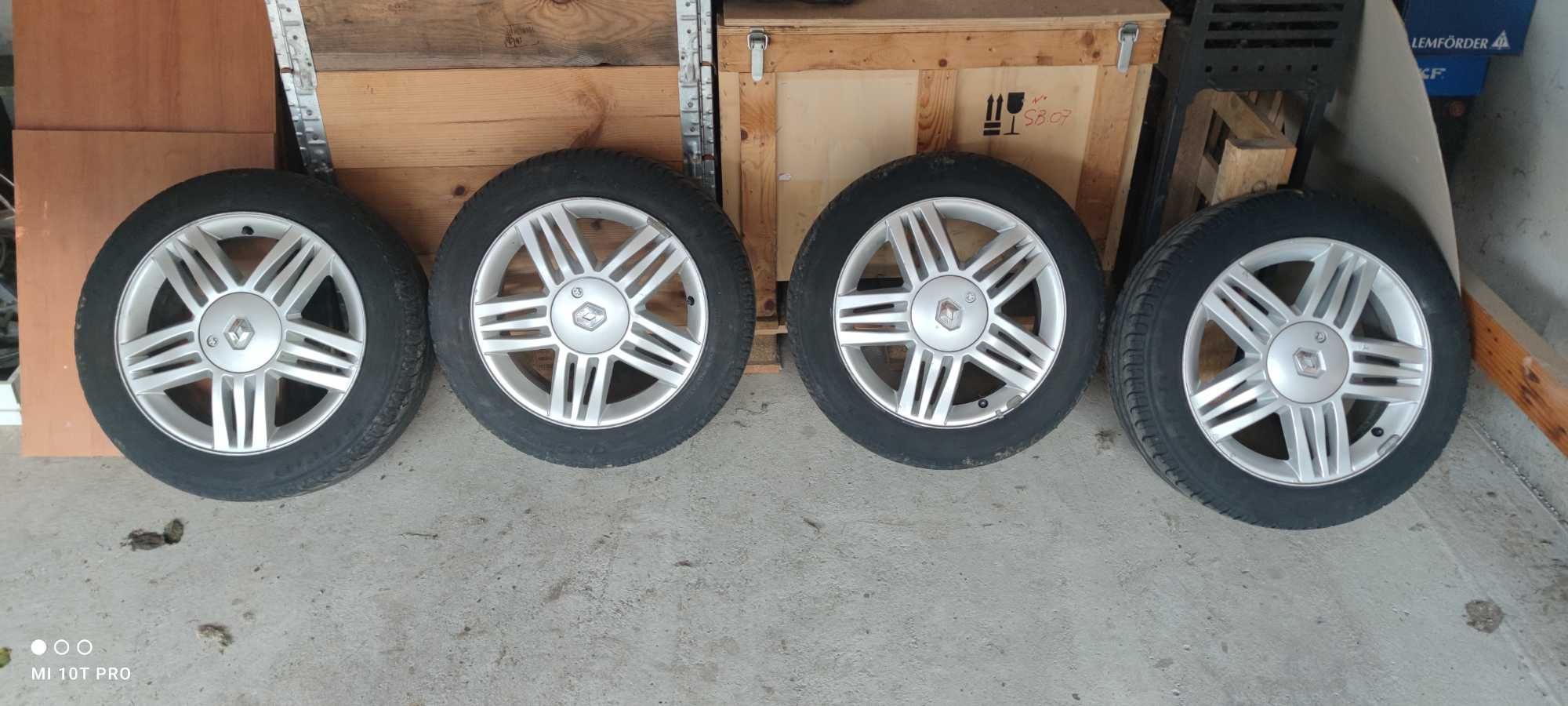 Renault Clio 3 facelift e5