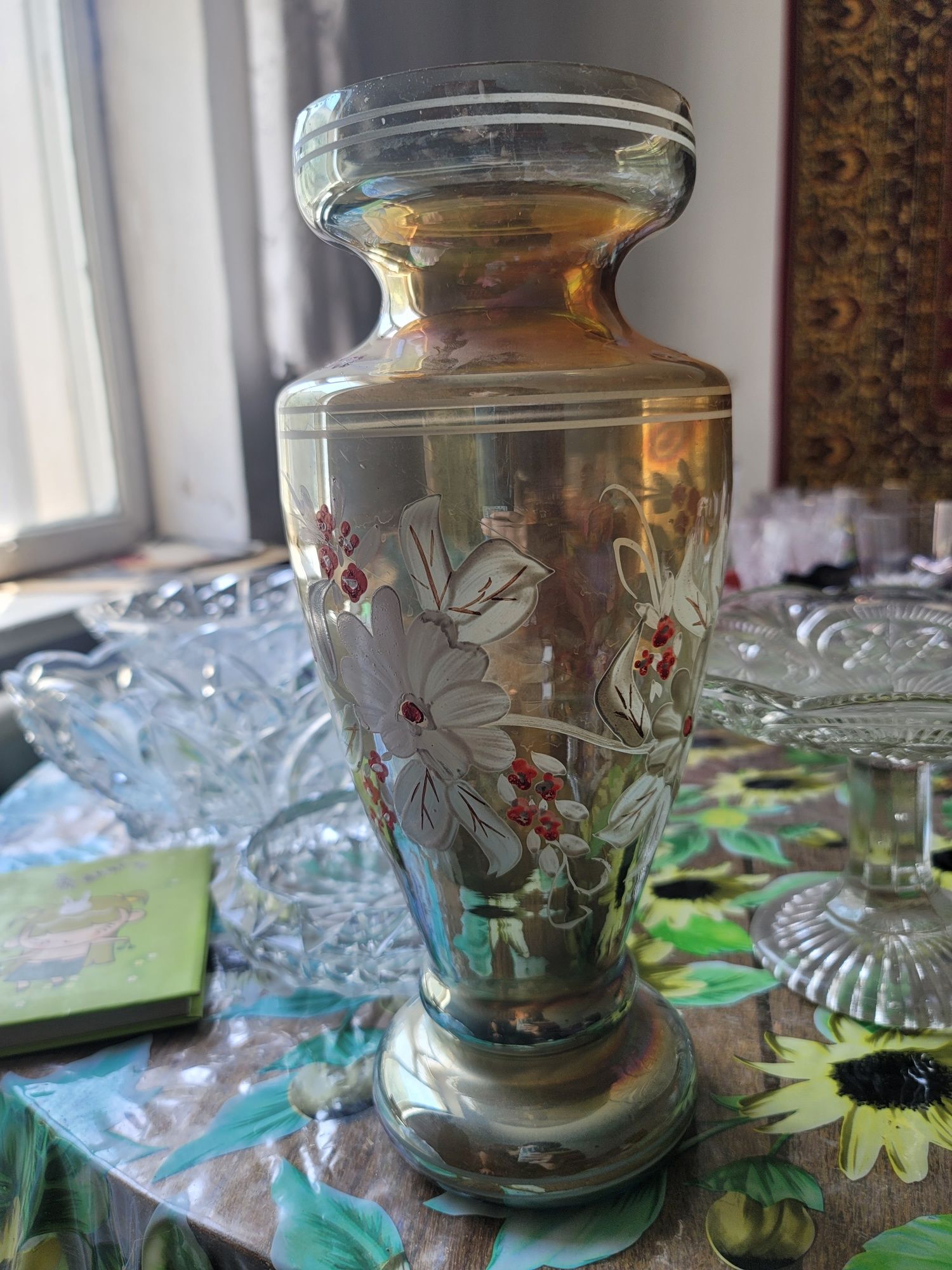 Стеклянная ваза советская