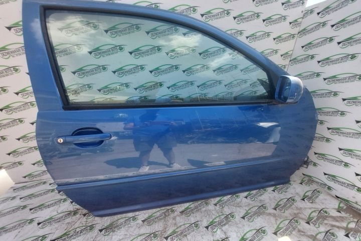 Usa / Portiera fata dreapta Volkswagen VW Golf a 4-a generatie