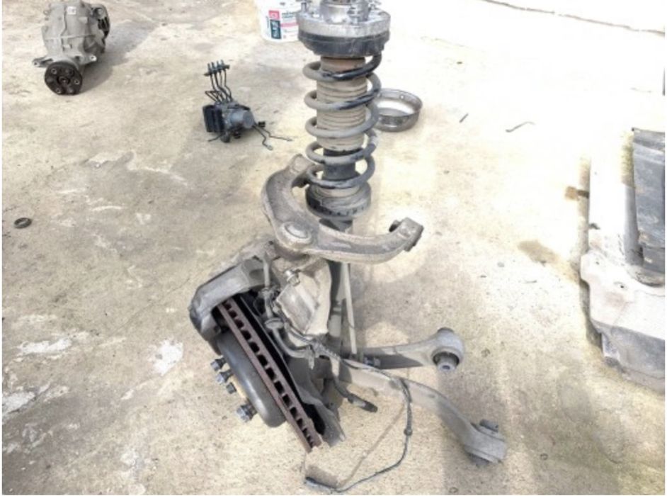 BMW F10 F11 предно окачване ляво и дясно