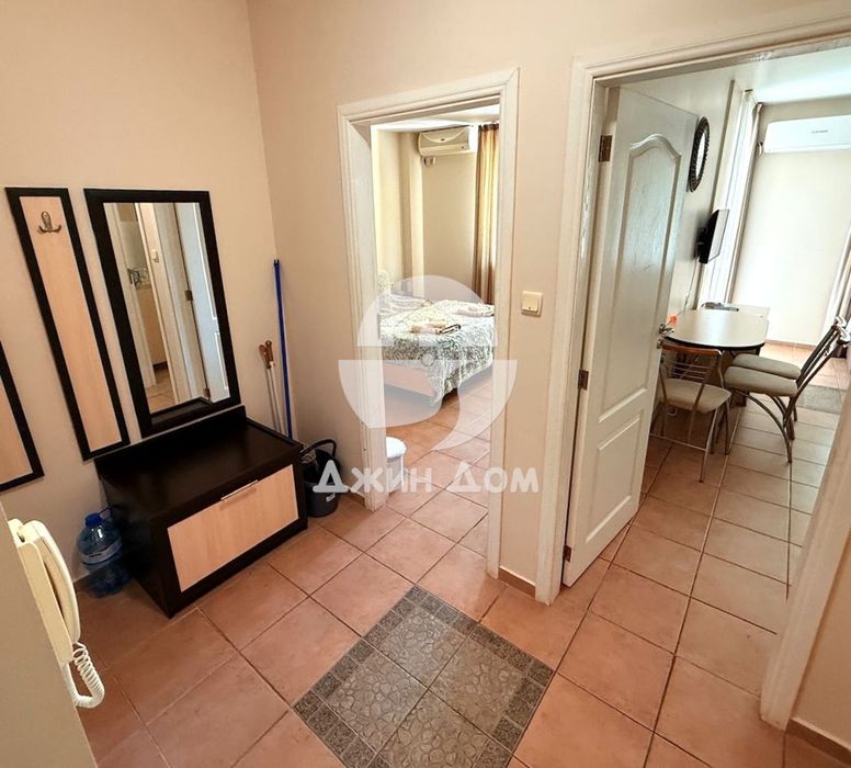 Продава се Двустаен апартамент в к.к. Слънчев бряг - 51 кв.м за 1608 €/кв.м - Снимка #3