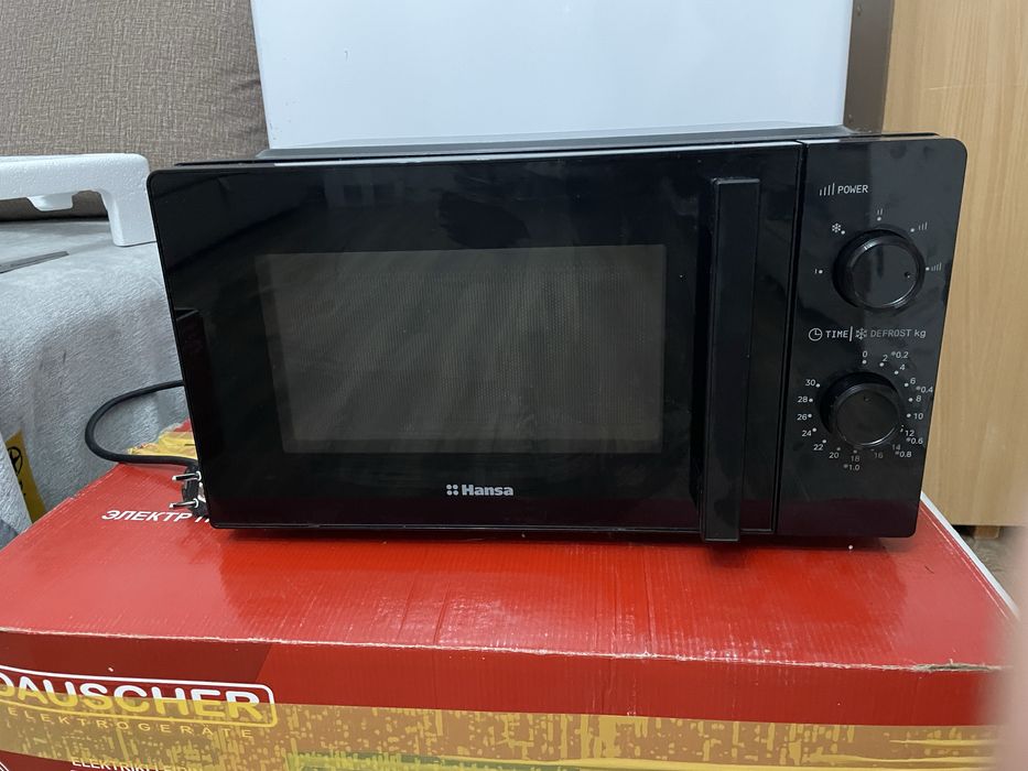 Продам микроволновую печь