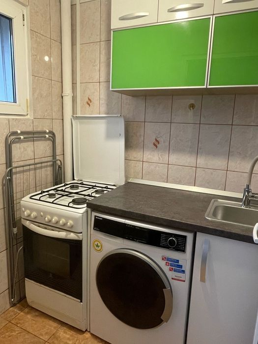 Închiriez garsonieră metrou Drumul Taberei