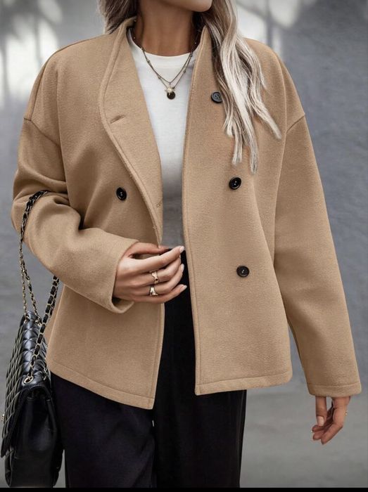 стилен цвят на палтото camel