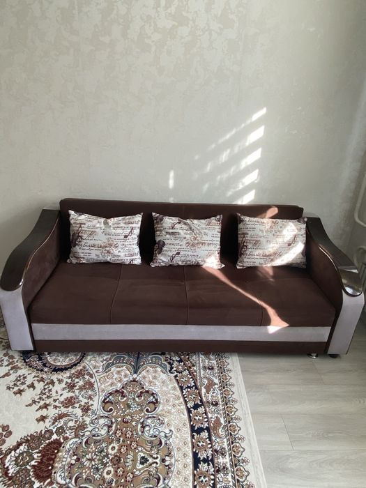Продам диван в хорошем состоянии