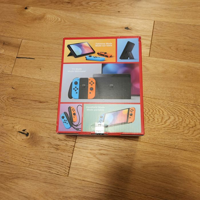 Nintendo switch oled model cu aceste acesorii negociabile