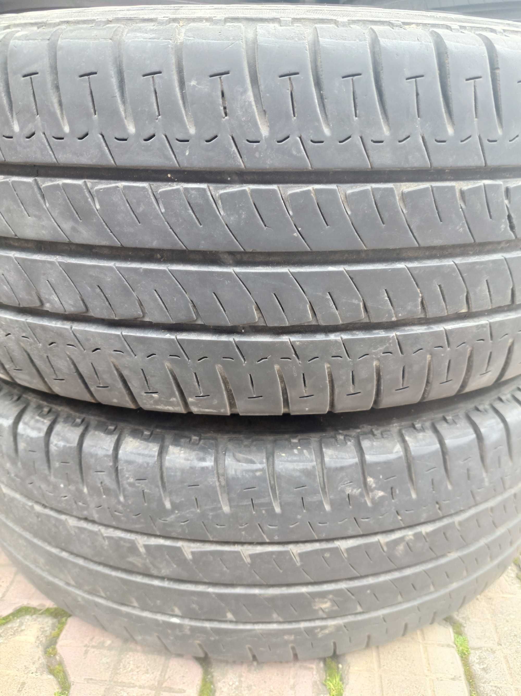 225 65 16C,cate 2buc vara MICHELIN,BRIDGESTONE,Continental