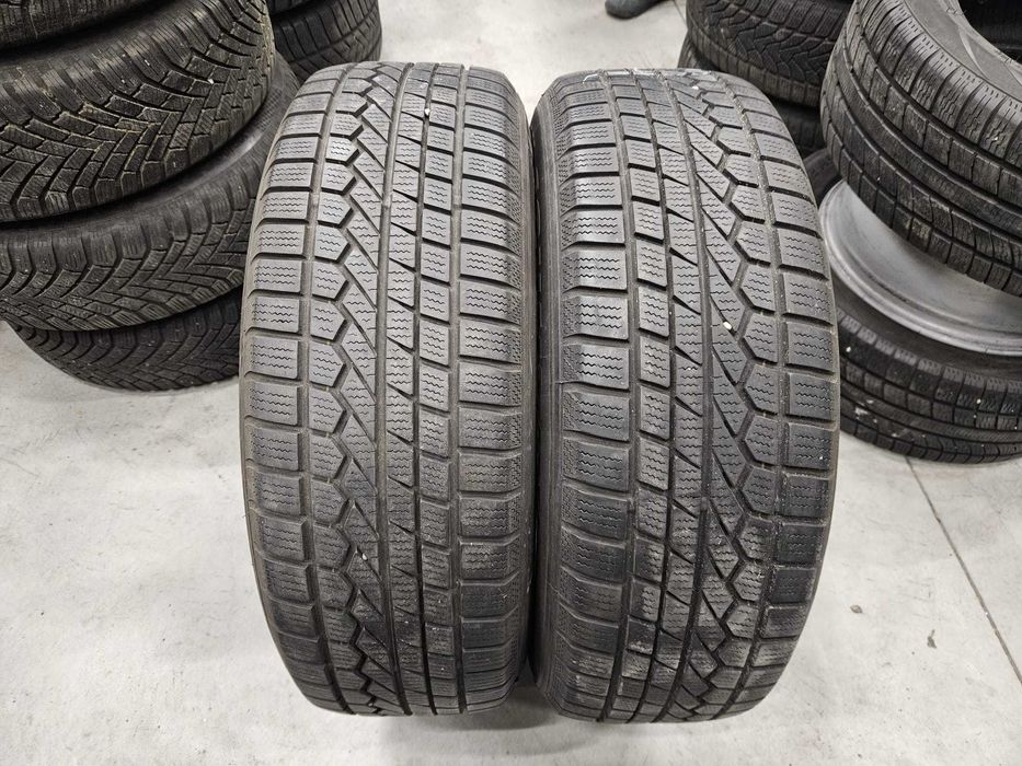 Set 2 Anvelope IARNA 215.70.16 'Toyo' ; stare foarte buna