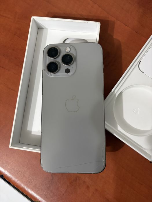 iPhone 15 pro Max 256 Gb Titanium